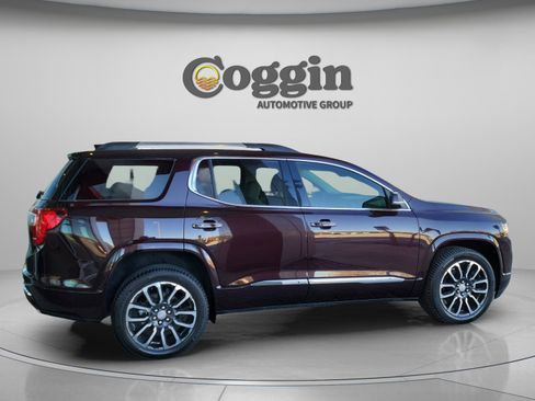 Used 2020 GMC Acadia Denali w/ Technology Package image 8