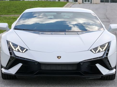 Used 2024 Lamborghini Huracan Tecnica RWD image 27