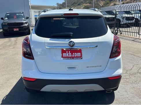 Certified 2021 Buick Encore Preferred FWD image 12