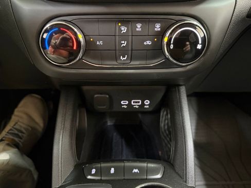 Used 2021 Chevrolet TrailBlazer LS image 27