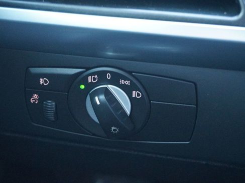 Used 2011 BMW X6 xDrive35i image 24