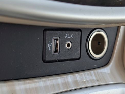 Used 2018 Nissan Murano SL w/ Moonroof Package image 19