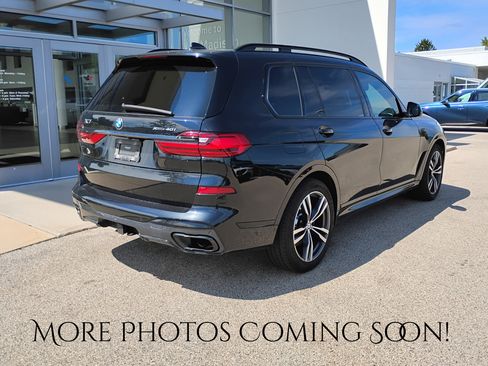Used 2022 BMW X7 xDrive40i w/ M Sport Package AWD/4WD image 3