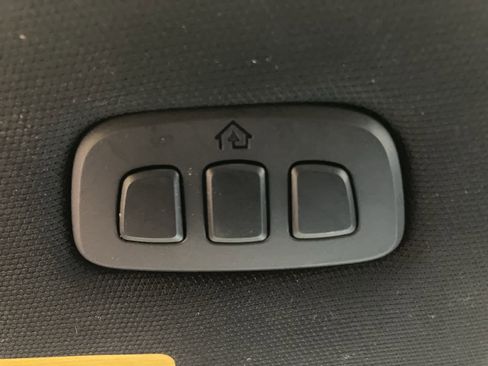 Used 2024 Ford Expedition Platinum image 32