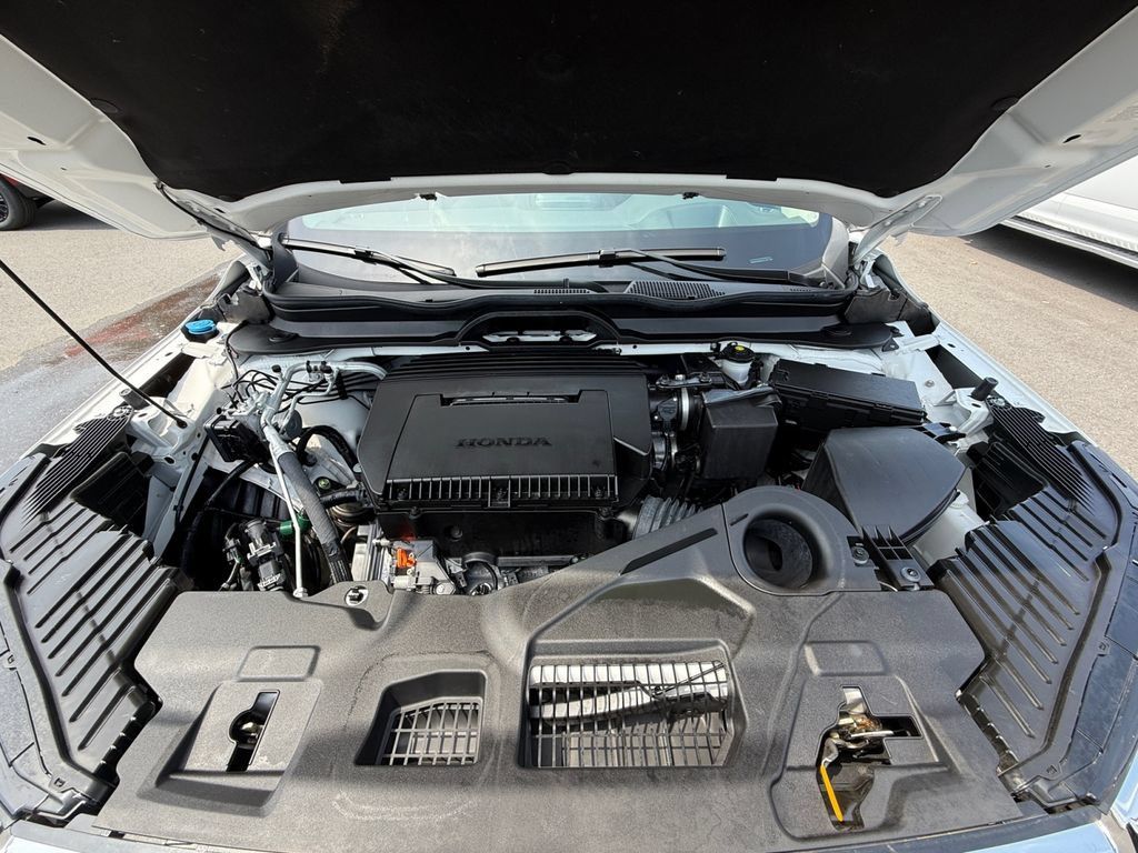 Used 2025 Honda Pilot Elite image 28