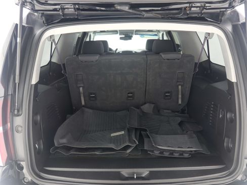Used 2017 Chevrolet Suburban 3500 LS w/ Driver Alert Package AWD/4WD image 12