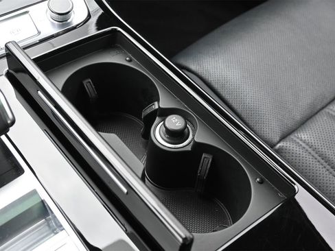 Used 2023 Audi A8 L 3.0T w/ Executive Package image 14