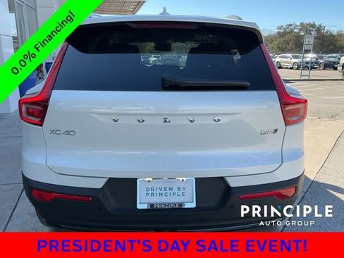 New 2026 Volvo XC40 B5 Core image 11