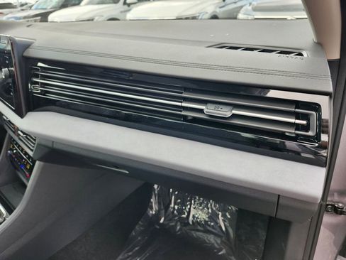 New 2025 Volkswagen Jetta SE image 16