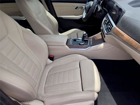 Used 2021 BMW 330i Sedan w/ Premium Package RWD image 13