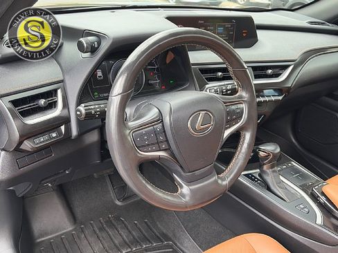 Used 2020 Lexus UX 250h w/ Premium Package AWD/4WD image 22