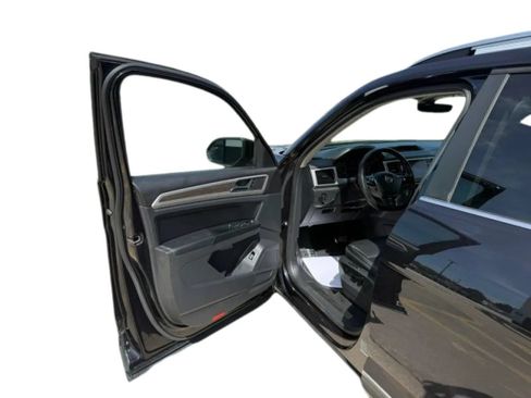 Used 2019 Volkswagen Atlas SEL AWD/4WD image 10