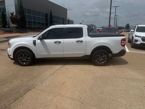 Used 2024 Ford Maverick XLT FWD image 3