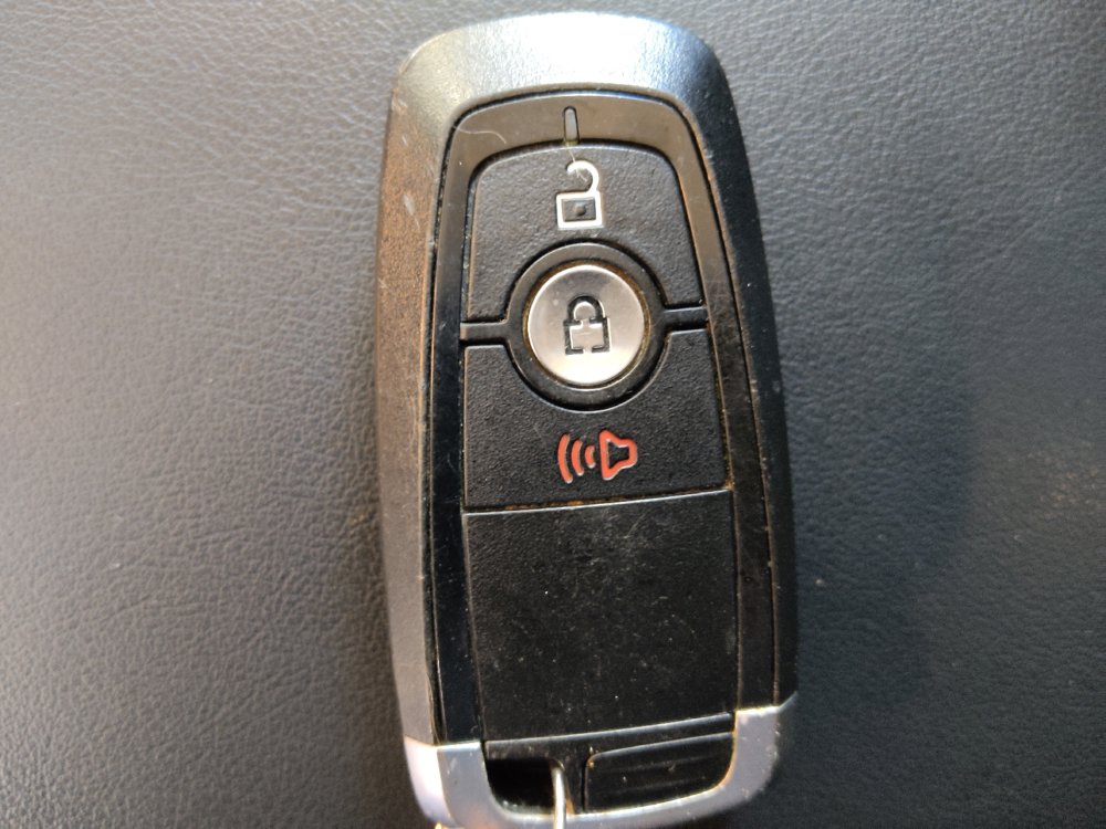 Used 2020 Ford Edge SE AWD/4WD image 32