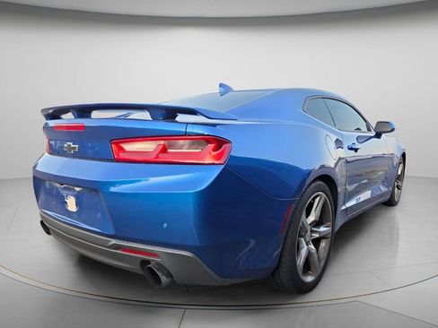 Used 2016 Chevrolet Camaro SS RWD image 5