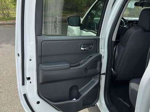 New 2026 Nissan Frontier SV AWD/4WD image 22