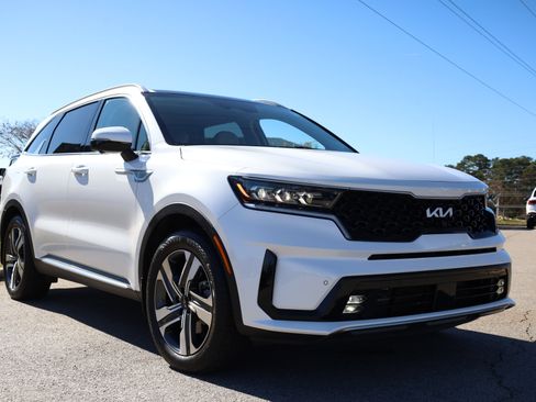 Used 2022 Kia Sorento SX Prestige w/ Panoramic Sunroof Package image 5