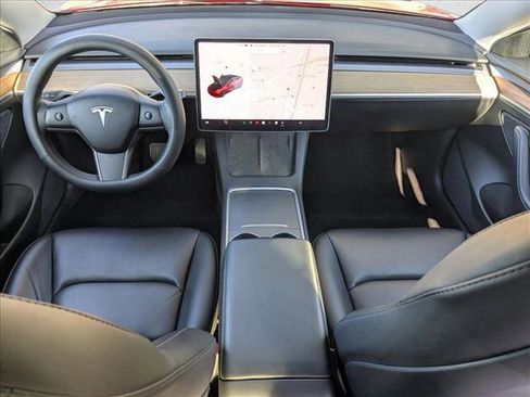 Used 2022 Tesla Model 3 Long Range image 17