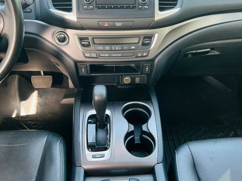 Used 2019 Honda Ridgeline RTL image 15