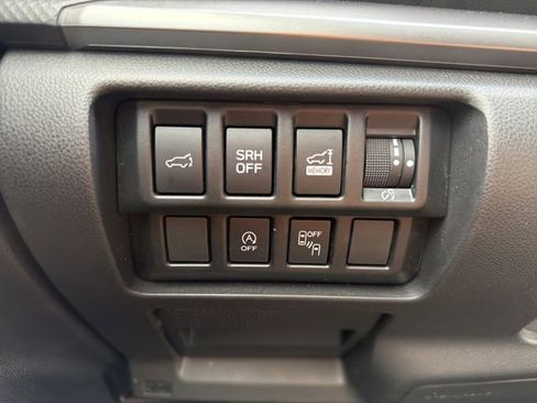 Used 2024 Subaru Forester Premium image 39