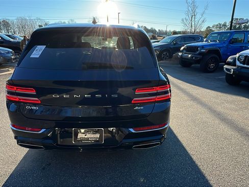 Used 2024 Genesis GV80 2.5T image 9