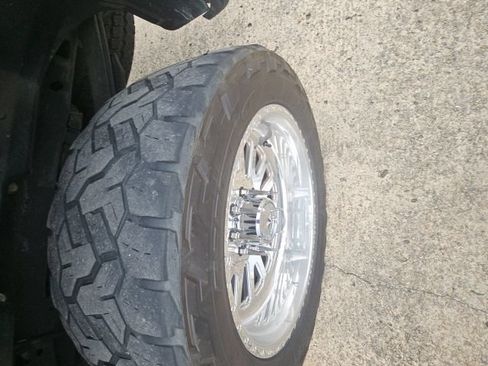 Used 2023 Ford F250 Platinum AWD/4WD image 9