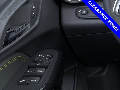 New 2025 Chevrolet Trax ACTIV w/ Driver Confidence Package image 22