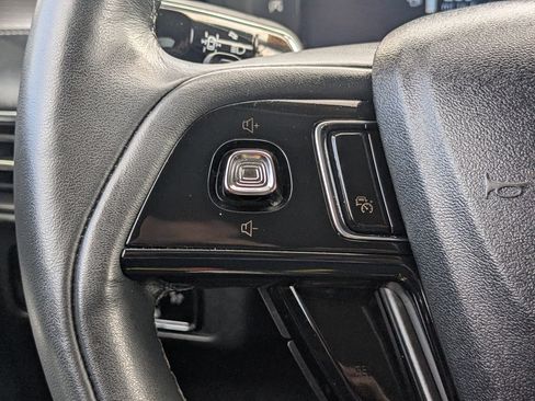 Used 2024 Lincoln Corsair Reserve w/ Equipment Group 201A image 21