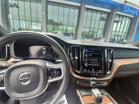 Used 2021 Volvo XC60 T5 Inscription AWD/4WD image 5