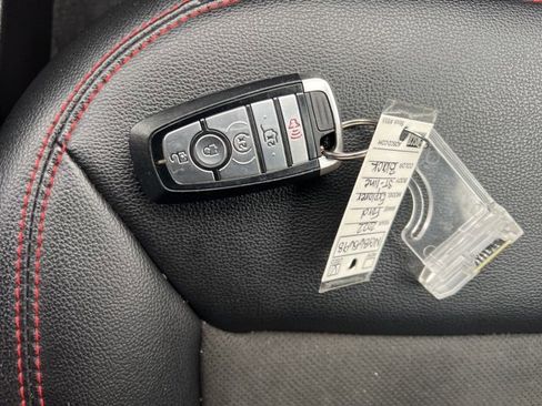 Used 2022 Ford Explorer ST-Line image 41