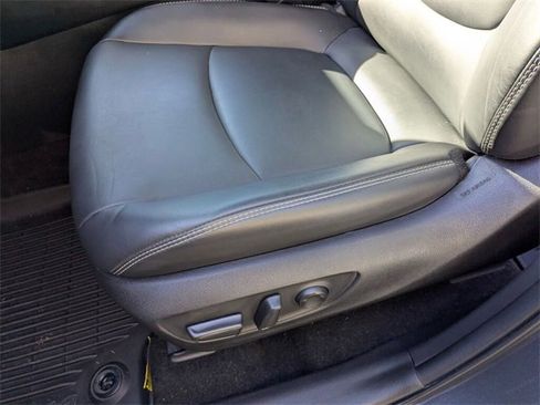 Used 2023 Toyota RAV4 XLE Premium image 29