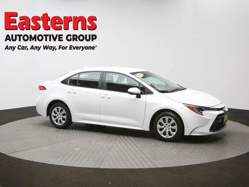 Used 2024 Toyota Corolla LE FWD image 46