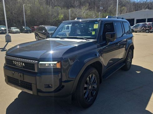 Used 2024 Toyota Land Cruiser image 5