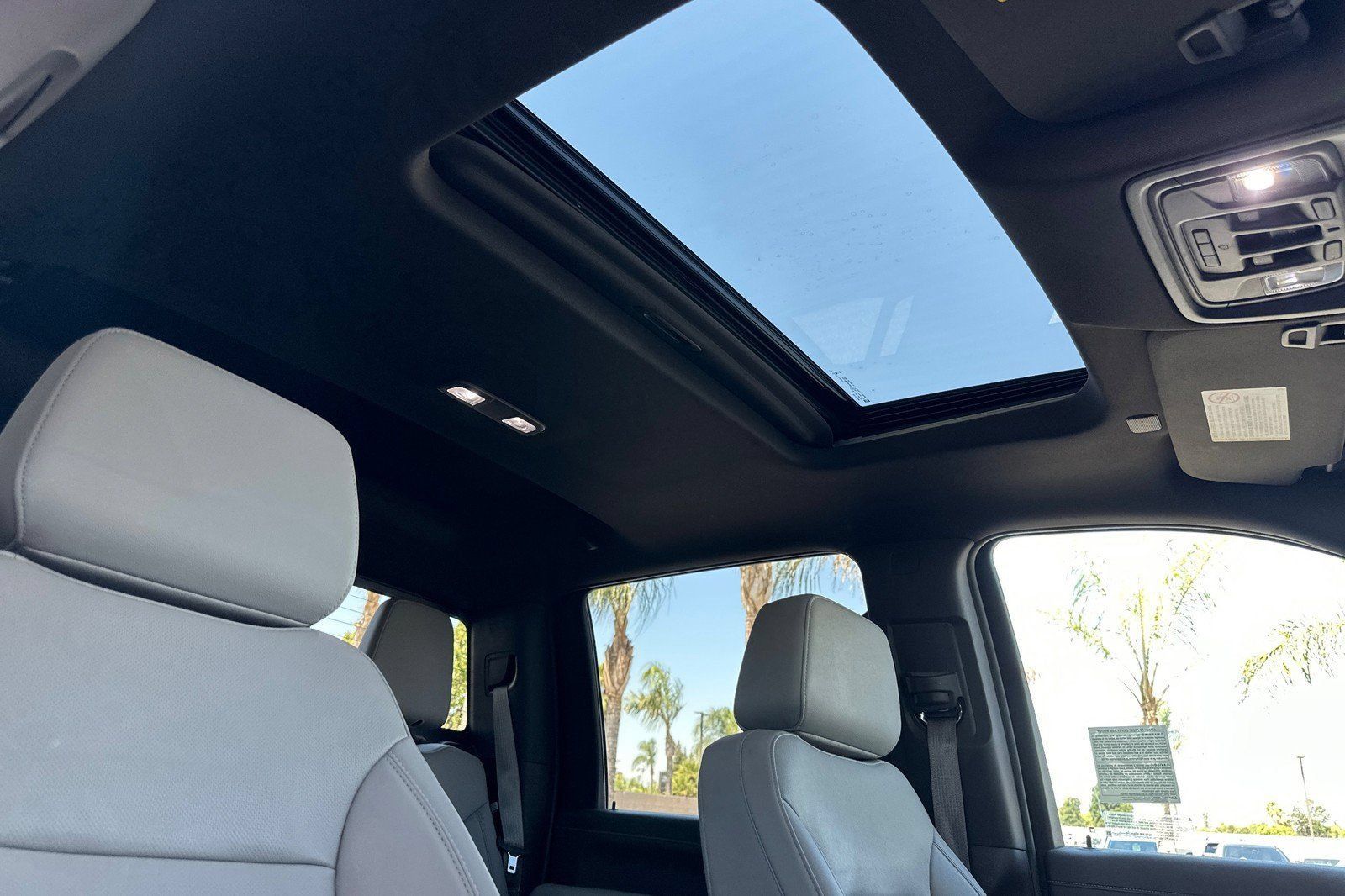 Certified 2026 GMC Yukon Denali Ultimate AWD/4WD image 21