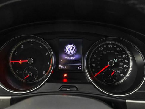 Used 2020 Volkswagen Atlas Cross Sport SE w/ Panoramic Sunroof Package image 27