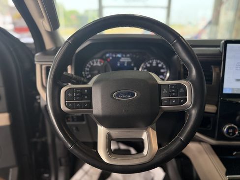 Used 2024 Ford Expedition Max Limited AWD/4WD image 50