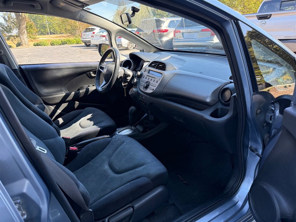 Used 2011 Honda Fit Sport image 12