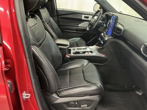 Used 2020 Ford Explorer ST image 21