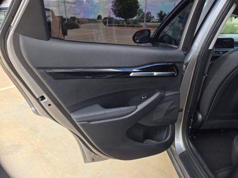 Used 2024 Kia Seltos S AWD/4WD image 12