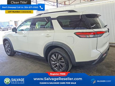 Used 2022 Nissan Pathfinder SV FWD image 3