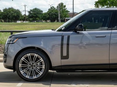 New 2026 Land Rover Range Rover SE AWD/4WD image 12