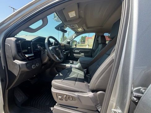 New 2026 Chevrolet Silverado 3500 LTZ w/ LTZ Convenience Package AWD/4WD image 11