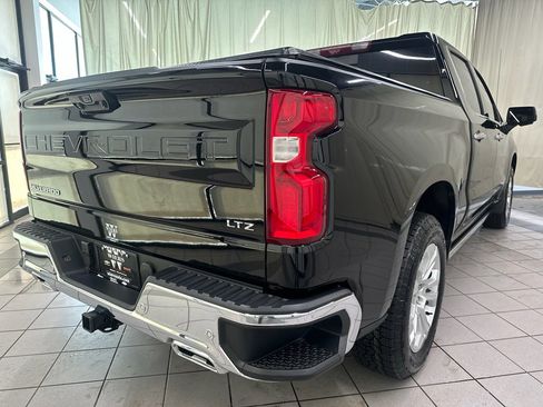 Certified 2023 Chevrolet Silverado 1500 LTZ w/ Technology Package image 8