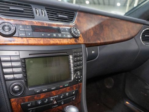 Used 2006 Mercedes-Benz CLS 55 AMG image 14