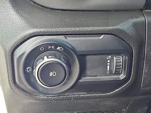 Used 2023 Jeep Wrangler Unlimited Sport AWD/4WD image 30