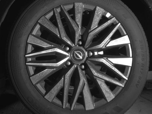 Used 2025 Nissan Altima 2.5 SV image 14