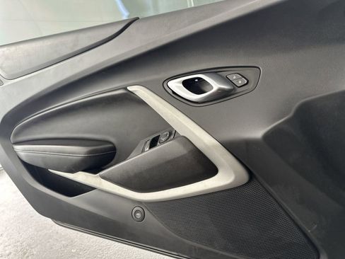 Used 2022 Chevrolet Camaro LT image 22