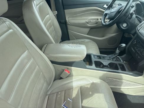 Used 2017 Ford Escape SE w/ SE Leather Comfort Package image 11