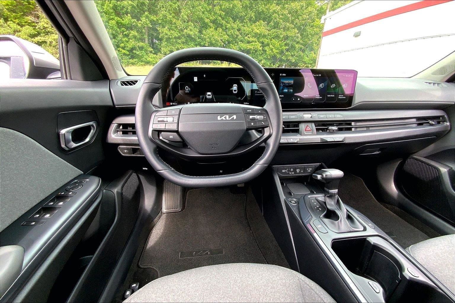 Used 2025 Kia K4 EX FWD image 5
