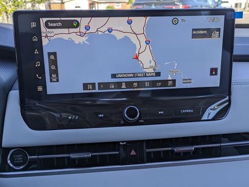 New 2025 Mitsubishi Outlander SE image 24